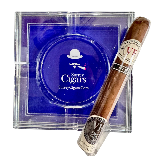 VegaFina 1998 25th Aniversario Cum Laude. Limited to 5,000 numbered boxes of 25 cigars