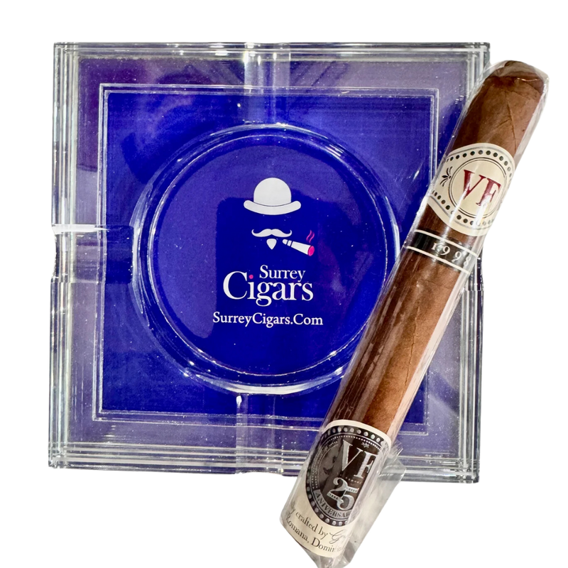 VegaFina 1998 25th Aniversario Cum Laude. Limited to 5,000 numbered boxes of 25 cigars